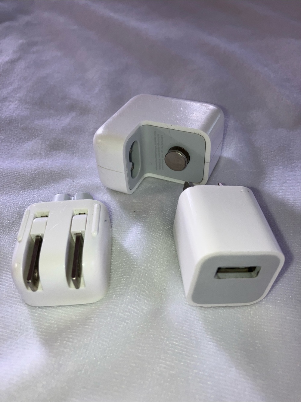Apple White USB Charging Power Adapter Cubes